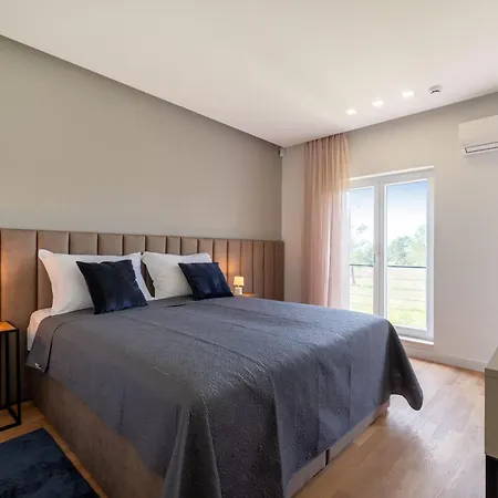 Exceptional Idalia Near Zadar, Nin & Queens Beach, Heated Pool, Privacy