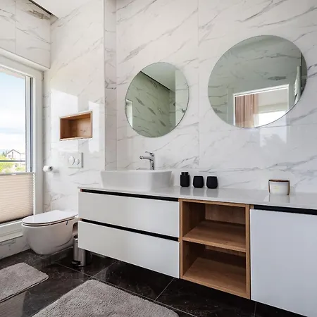 Villa Exceptional Idalia Near Zadar, Nin & Queens Beach, Heated Pool, Privacy