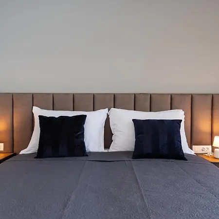 Exceptional Idalia Near Zadar, Nin & Queens Beach, Heated Pool, Privacy *