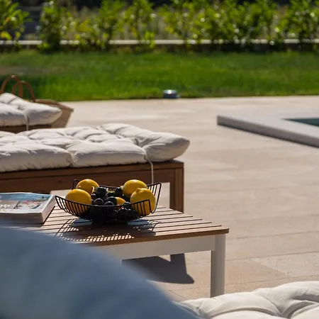 Exceptional Idalia Near Zadar, Nin & Queens Beach, Heated Pool, Privacy Villa *