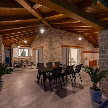 Villa Exceptional Idalia Near Zadar, Nin & Queens Beach, Heated Pool, Privacy Ninski Stanovi