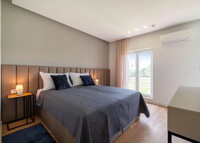 Exceptional Idalia Near Zadar, Nin & Queens Beach, Heated Pool, Privacy