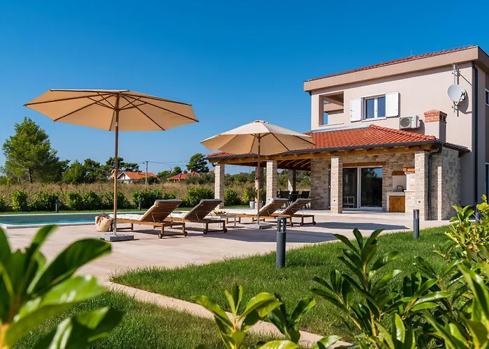 Exceptional Idalia Near Zadar, Nin & Queens Beach, Heated Pool, Privacy Ninski Stanovi