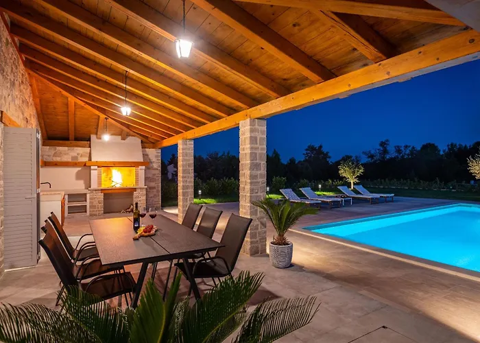 Exceptional Idalia Near Zadar, Nin & Queens Beach, Heated Pool, Privacy