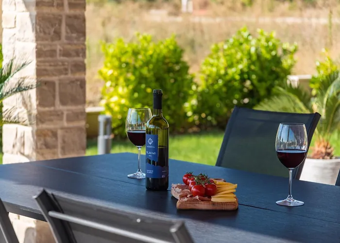 Exceptional Idalia Near Zadar, Nin & Queens Beach, Heated Pool, Privacy Villa