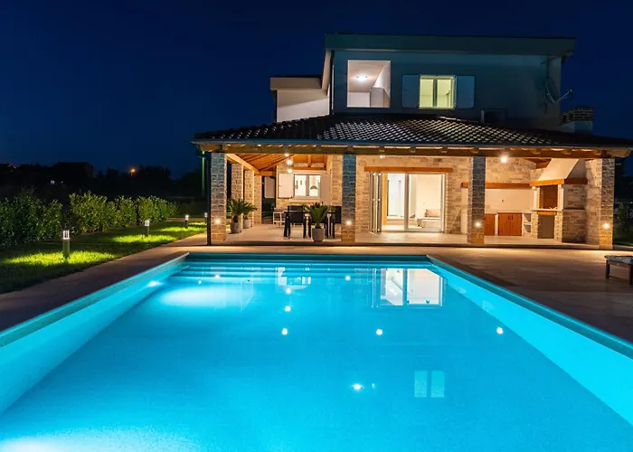 Exceptional Idalia Near Zadar, Nin & Queens Beach, Heated Pool, Privacy * Ninski Stanovi